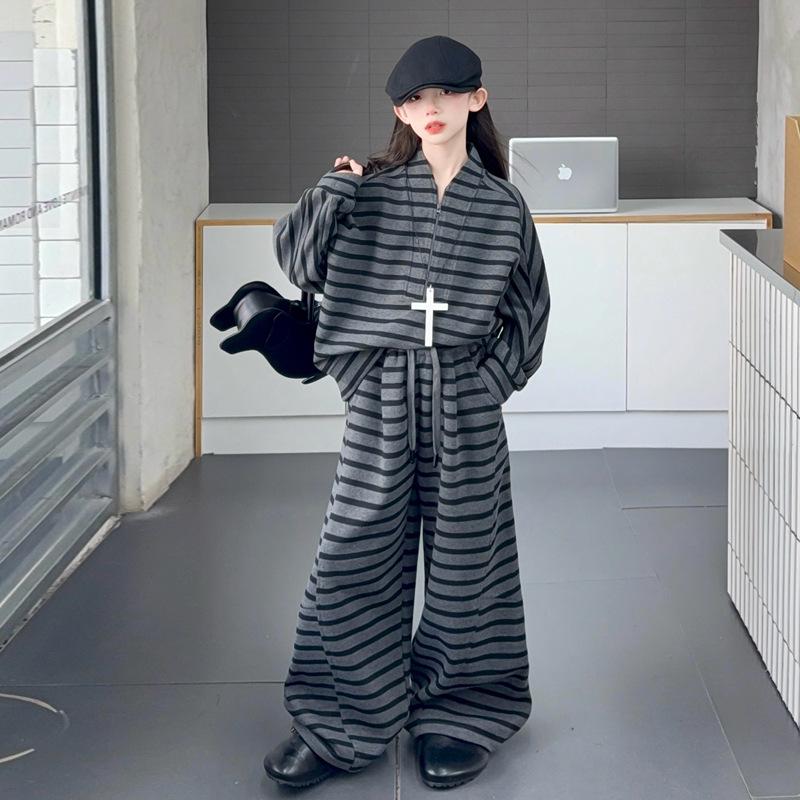 

Полосатый костюм-двойка для девочек на осень 2025: Повседневный комплект толстовки для больших детей 150 cm