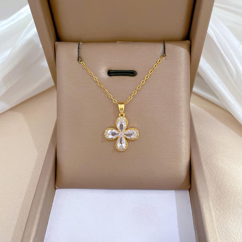 Zircon Lucky Grass Light Luxury Temperament Gorgeous Full Diamond Necklace Female Versatile Collarbone Chain Titanium Steel Chain