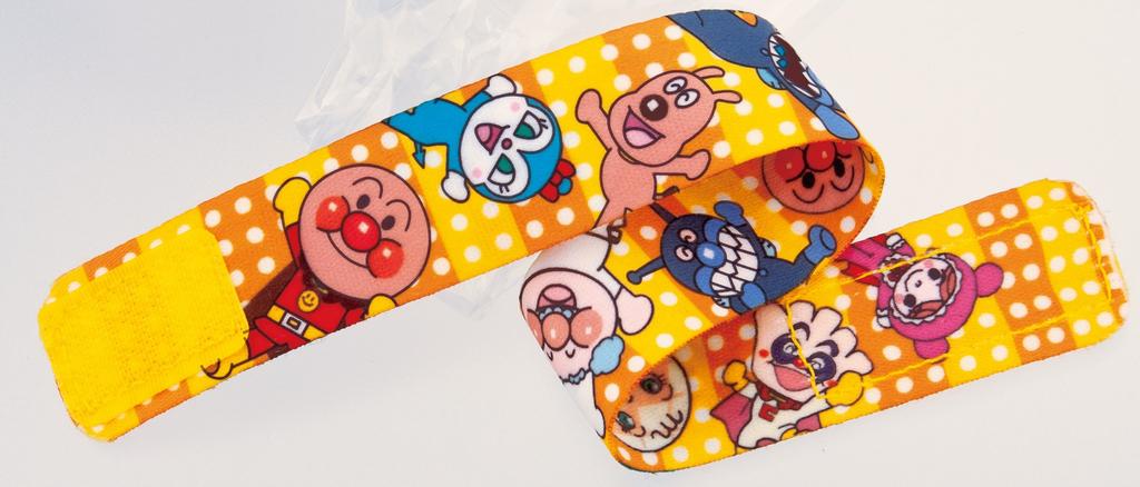 Anpanman Shaka Shaka Ball with Clear Yellow Strap,