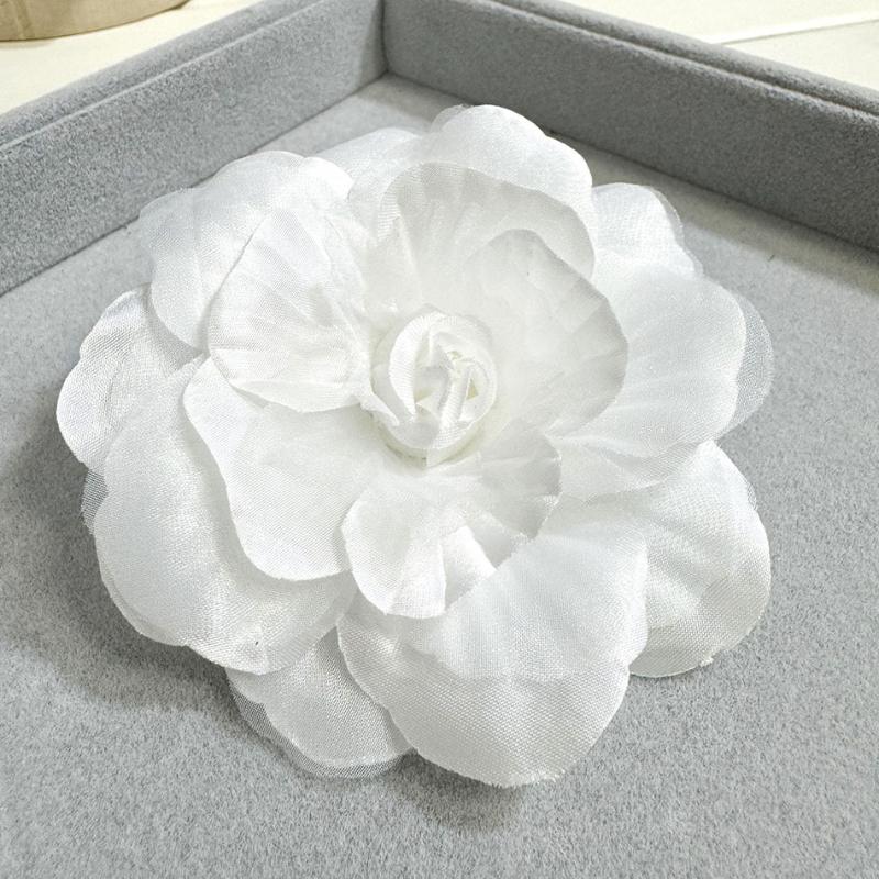 Vintage Elegant Black Camellia Brooch Mourning Brooches Women Collar Pins Suit Shirt Tie Corsage Clothes Jewelry Accessories