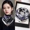 Retro Bohemian Style Warm Square Scarf with Magnetic Buckle Triangular Scarf Scarf for Women's Spring, Autumn, and Winter Necklaces
