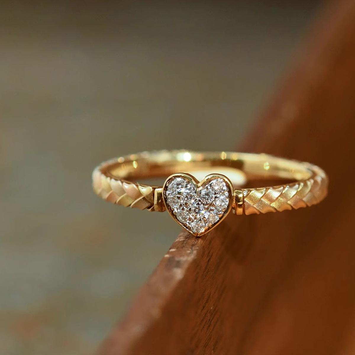 

Red Elk Women s s925 Sterling Silver Heart Ring - Versatile, Fashionable, Daily Luxury, Japanese/Korean/French Style US Size 9