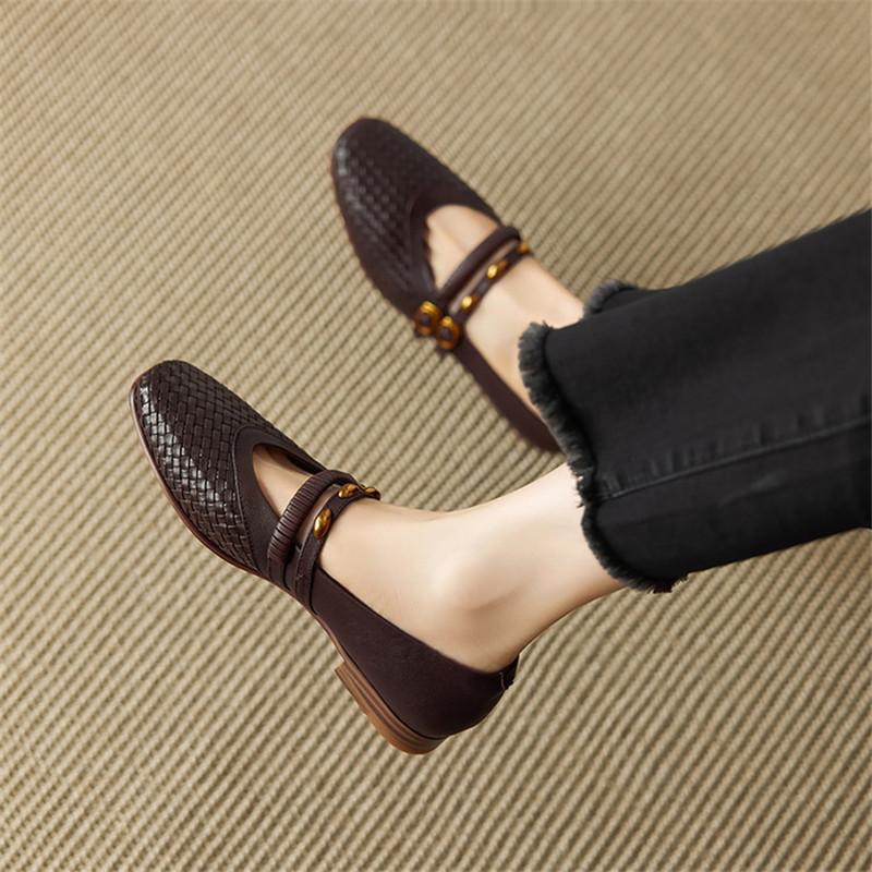 Fashion New Spring/autumn Genuine Leather Women Shoes Round Toe Mary Jane Shoes for Women Fashion Belt Buckle Low Heel Women Pumps