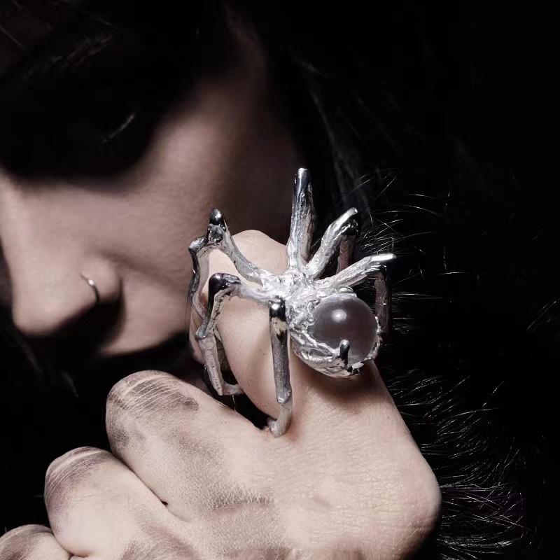 

Готическое кольцо-паук, забавное регулируемое кольцо с животными для женщин, гипоаллергенное хип-хоп, крутое трендовое ювелирное изделие, подарок на годовщину