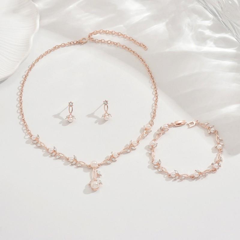 Elegant Minimalist Floral Pendant Necklace Set Women Lightweight Alloy Jewelry With Rose Gold White Finish