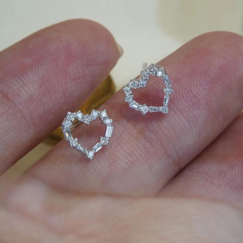 2026 New Ladies  Hollowed Out Heart-shaped Sweet Earrings, Women s Geometric Zircon Sparkling Elegant Commuting Accessories