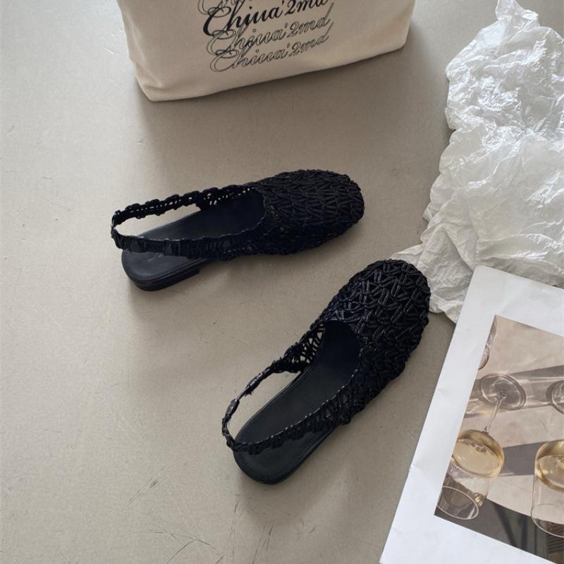 

Soft leather version~ Grape mother has the same retro hollow woven bag head sandals for women s summer wear mesh low-heeled Roman shoes. 35