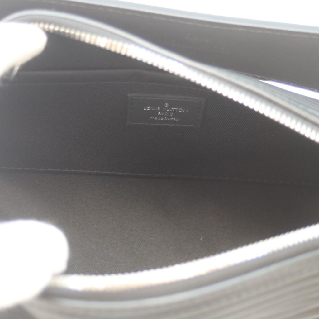 LOUIS VUITTON M24324 Black Epi XL Soft Porosion PM Shoulder bag blackUsed