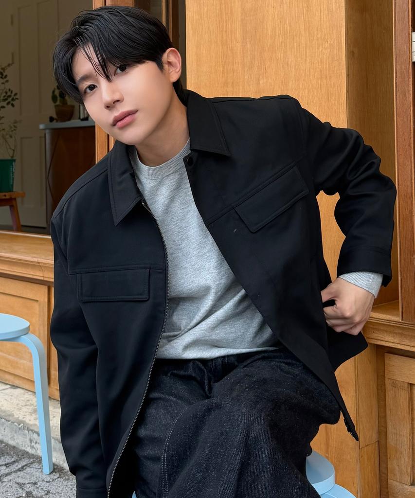 MINDBRIDGE [Couture] Black Twill Zip-Up Semi-Oversized Trucker Jacket