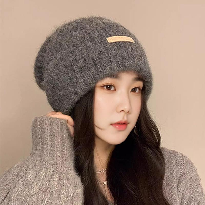 Big Head Hat with Loose Warm Wool Knitted Wool Hat Showing Face Small Ear Protection Big Brim Cold Hat Pile