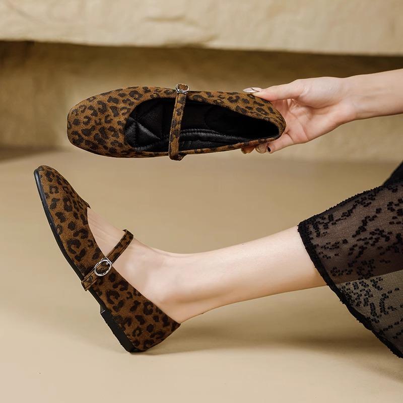 Fashion Flat Shoes for Women's Spring Autumn 2025 Suede Mary Jane Women's Shoes New Retro Solid Color Plus Size 42 43 44 loafers women