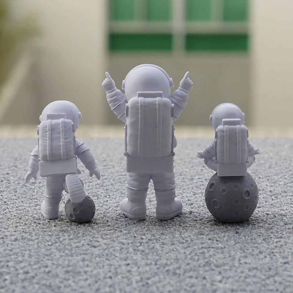 3 Piece Astronaut Figurines Cute Nordic Style PVC Spaceman Desk Decor for Cake Decoration Kids Room