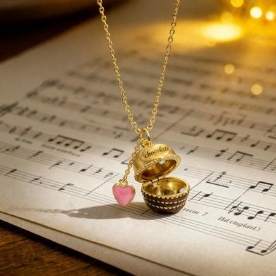 Vintage Heraldic Open And Close Necklace Open And Close Chocolate Box Pink Girl Heart Niche Design Collarbone Chain Neck Chain
