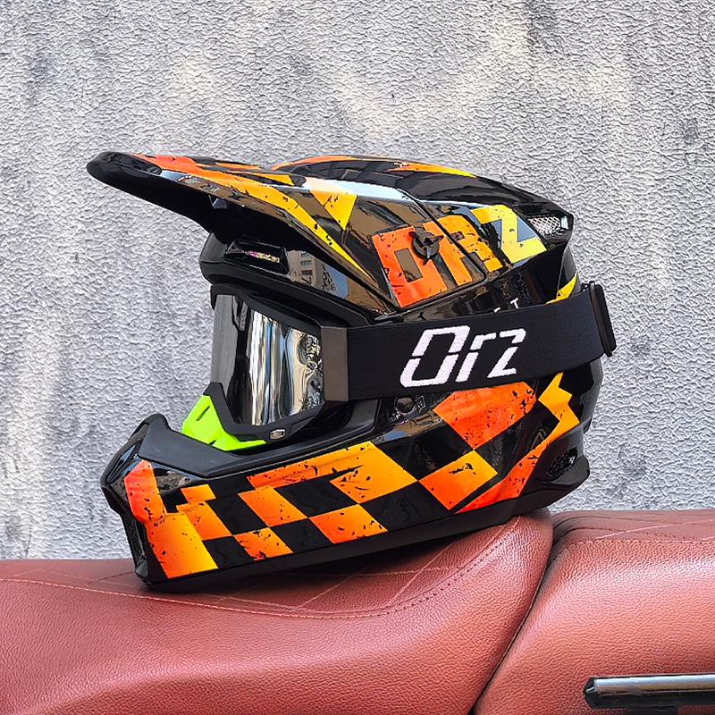 ORZ Full-Face Helmet for Off-Road, Electric Scooters, Mountain Biking, and Street Riding