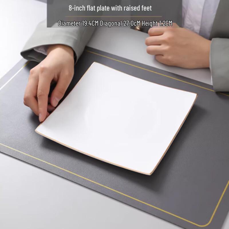 Elegant Gold-Rimmed Ceramic Dinner Plates
