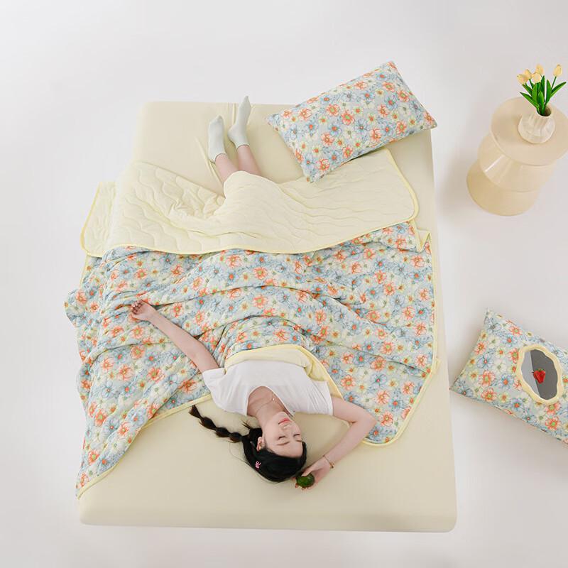 oeny Lyocell Fiber All-Season Comforter