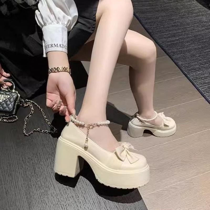 Mary Jane hoge hakken dames nieuwe Franse retro veelzijdig temperament dikke hak enkele schoenen zachte stijl bruidsmeisjesschoenen