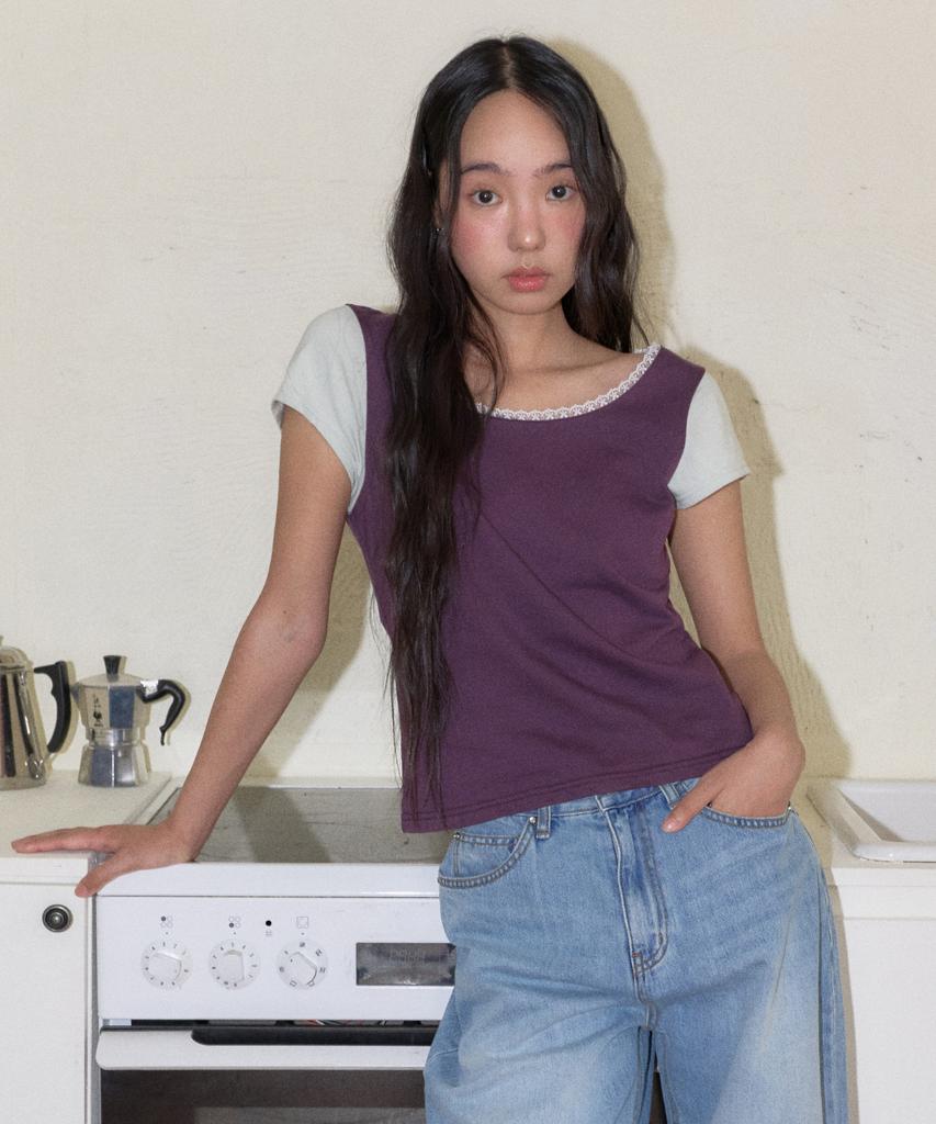 MARGARIN FINGERS Lace Color Point T-Shirt (Purple)