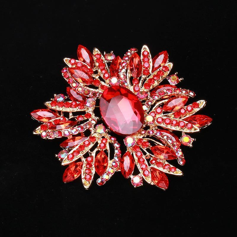 Vintage Geometric Alloy Crystal Brooch For Women Fashion Accessory
