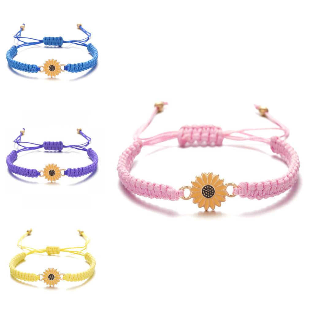 Fashion Floral Handcrafted Beaded Bracelet With Daisy Motif For Women And Teens