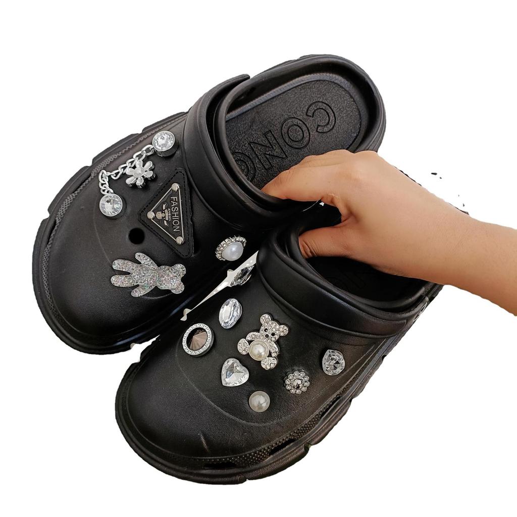 New hole shoe accessories DIY shoe flower triangle label crystal diamond bear set shoe buckle