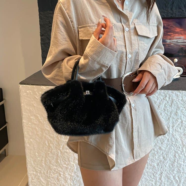 Women's New Plush Handbag Messenger Bag