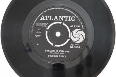 7inch Record SOLOMON BURKE - Someone Is Watching / Dance, Dance, AT4044 Atlantic 1965 UK Soul/Funk Used