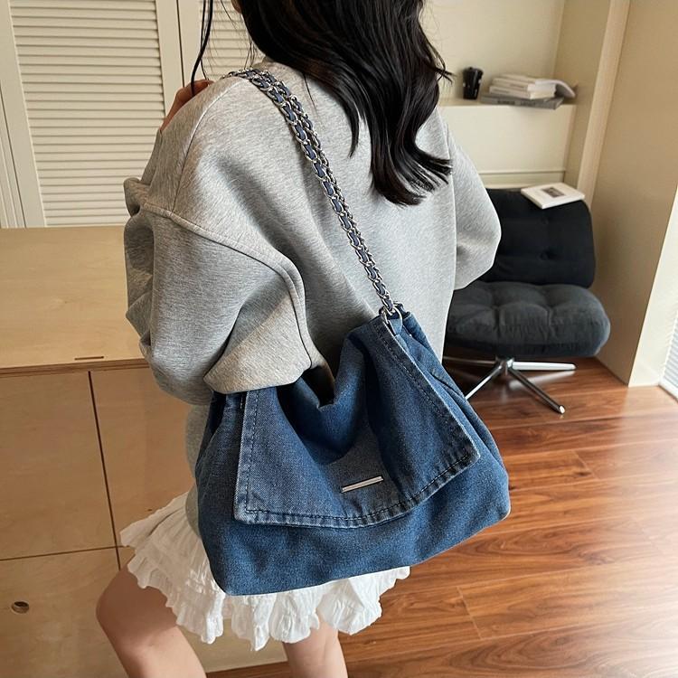 Denim bag women's large capacity 2025 new retro versatile chain shoulder messenger bag class commuter tote bag