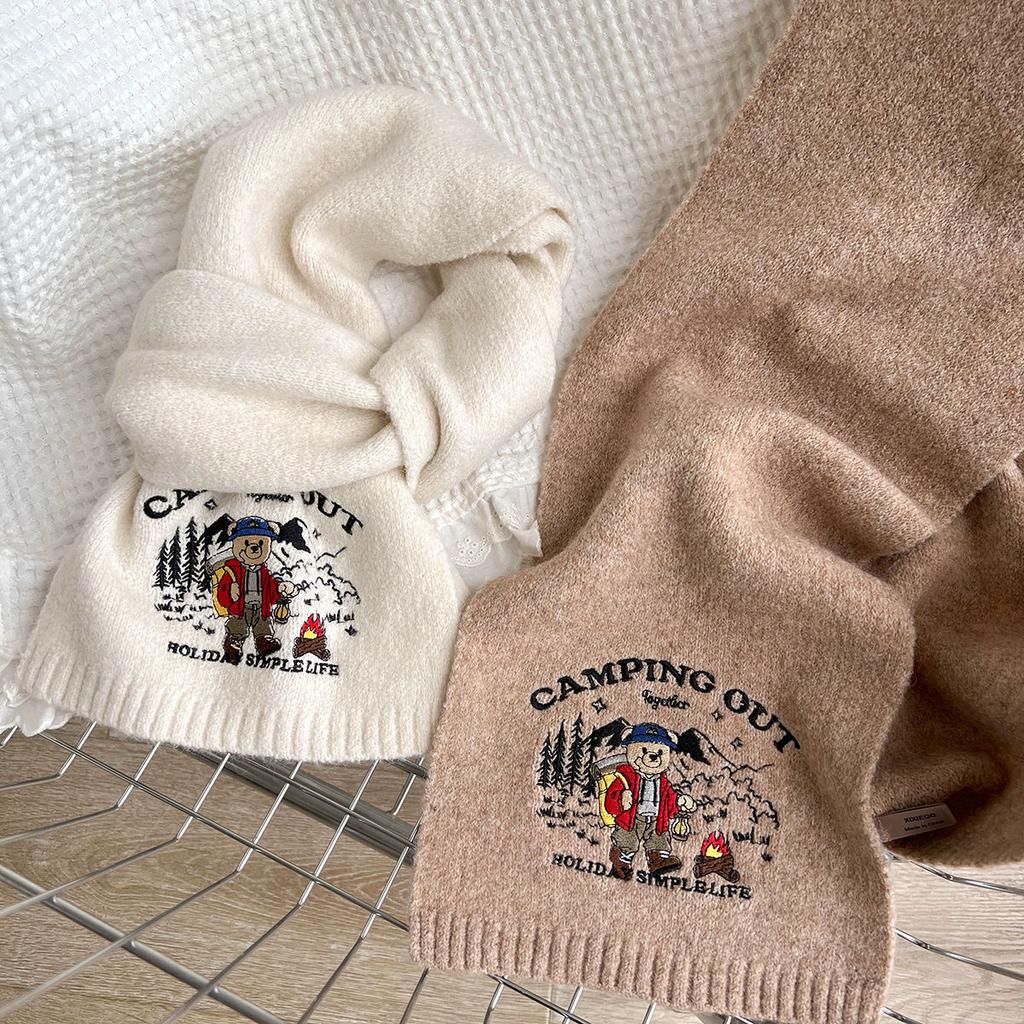 New autumn and winter embroidery bear men and women versatile solid color students cute winter warm knitted scarf