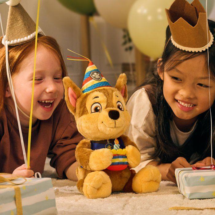 Peluche câlin Anniversaire Chase la Pat' Patrouille - SPIN MASTER - 25 cm - Peluche douce - GUND - A partir de 12 mois