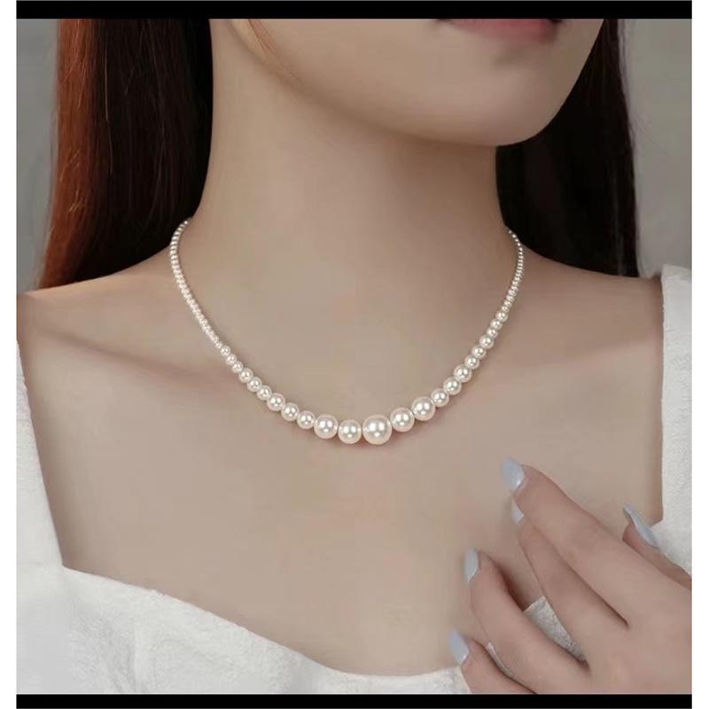 Pearl Gradient Clavicle Necklace - Women's Fashionable French Bead Jewelry