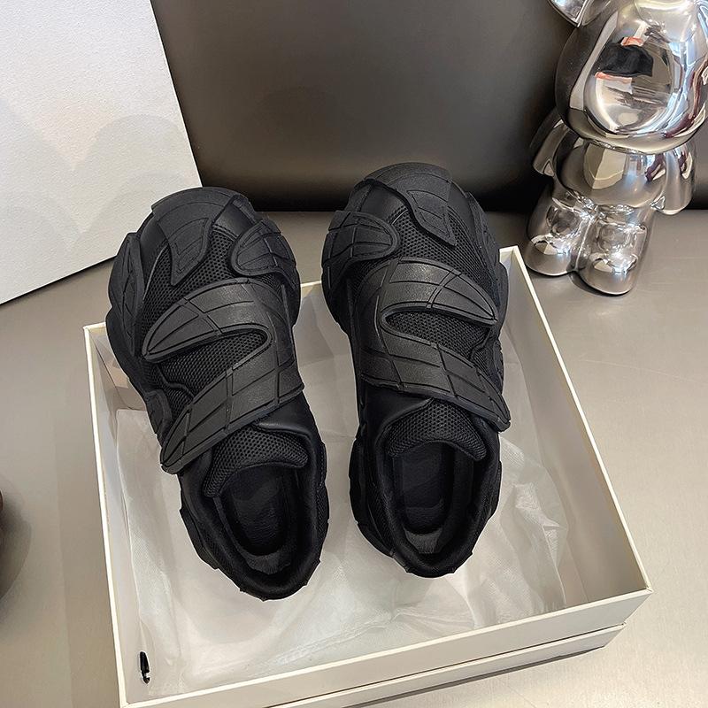 European Station Velcro Octopus Daddy Shoes Women 2025 Autumn and Winter Breathable Mesh Fashion Versatile Casual Sneakers