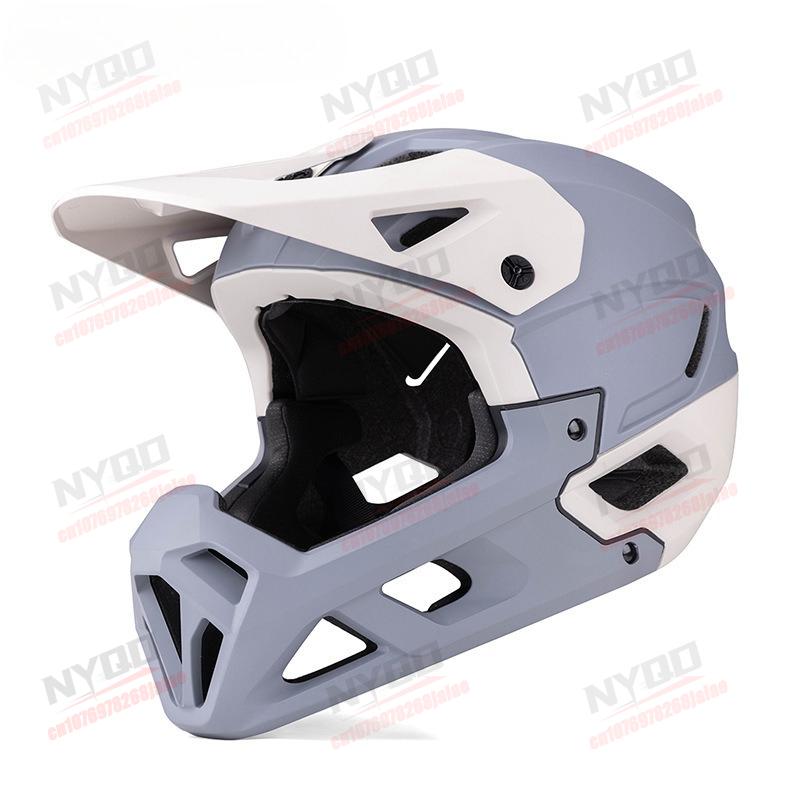 Motorcycle Helmets for Men and Women Comfortable Breathable Wear-resistant and Pressure Resistant for Outdoor Use