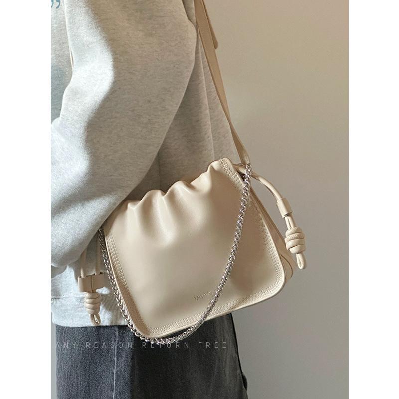

Bag women s 2025 new fashion high-end pleated shoulder bag niche versatile portable messenger bag