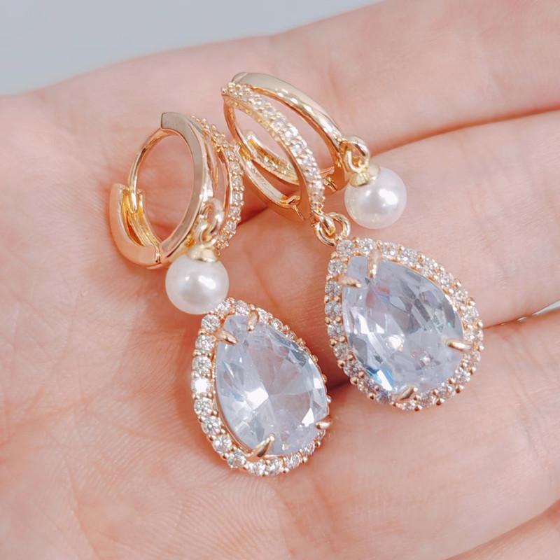Luxuriöse weiße Tropfen Zirkon Ohrringe für Frauen 2023 neue Mode Hochzeit Verlobungsfeier Schmuck Zubehör