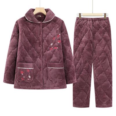 Odzież domowa i do spania – Piżamy i komplety do snu