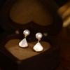 Fan-shaped Pearl Earrings, Niche Design Sense, Fashionable and Simple Stud Earrings, Women's Earrings.