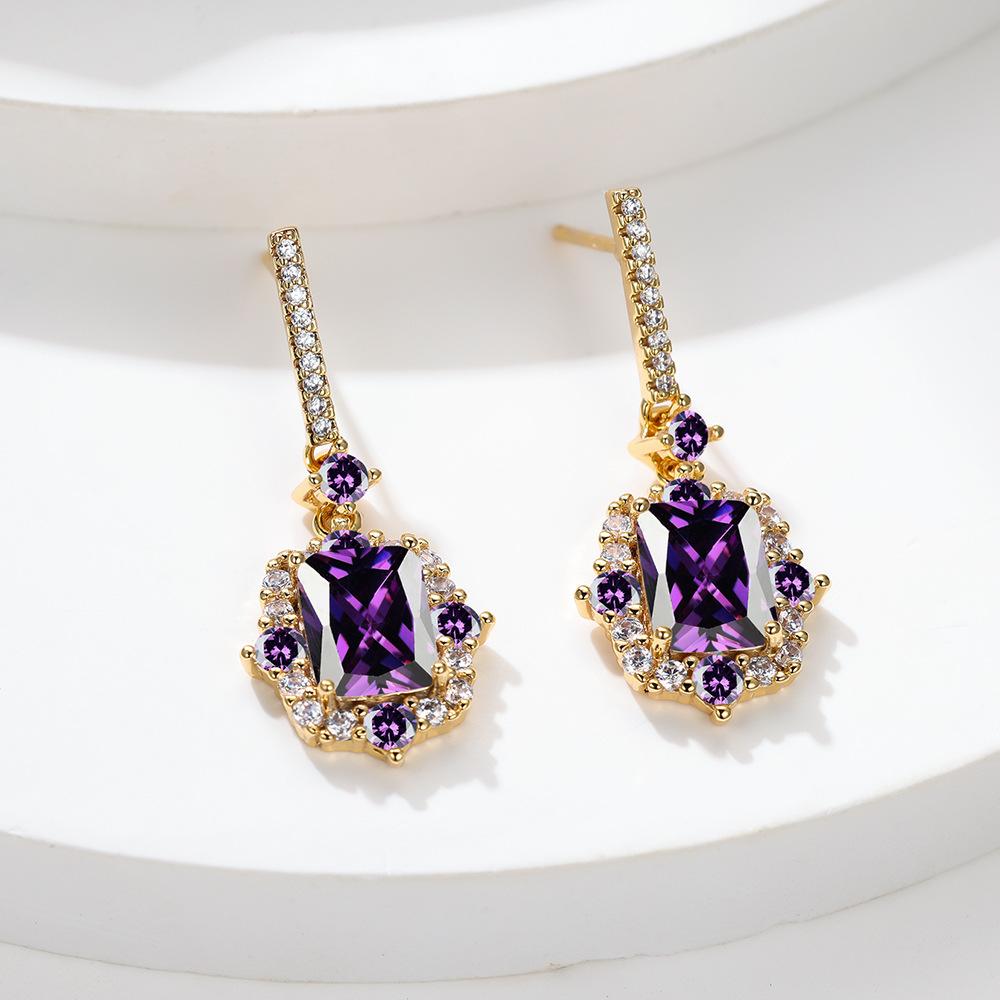New Hot Selling Products with European and American Temperament Simple and Atmospheric Full Diamond Womens Pendant Earrings and Ear Buckles