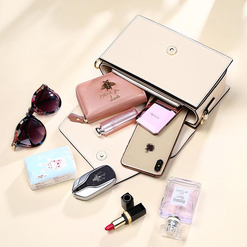 Leather Small Bag Women's Bag 2025 New Trendy Messenger Bag Niche Internet Celebrity Shoulder Bag Spring and Autumn Small Square Bag Luggage