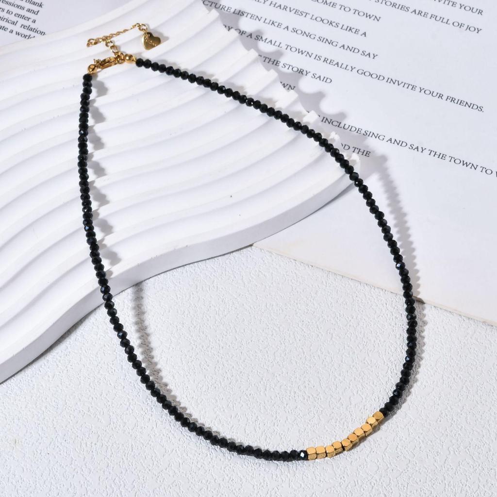 Stainless Steel Colorfast Light Luxury Necklace with Retro Black Glass Beads – Fashionable Clavicle Chain Choker