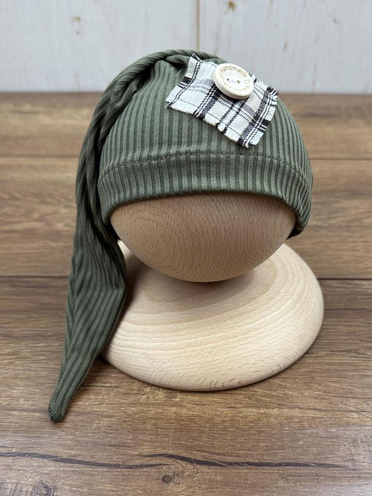 2-Piece Newborn Photoshoot Outfit: Hat & Overalls