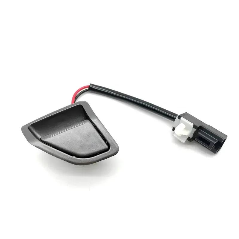 935552W000RJ5 93555-2W000 Przycisk otwierania klapki paliwa do Hyundai 2013-2016 Santa Fe Sport 2.0L 3.3L