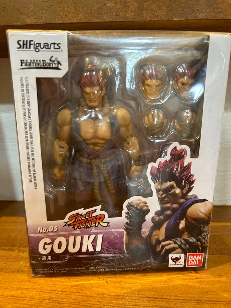 

[USED] S.H.Figuarts GOUKI Gouki Street Fighter