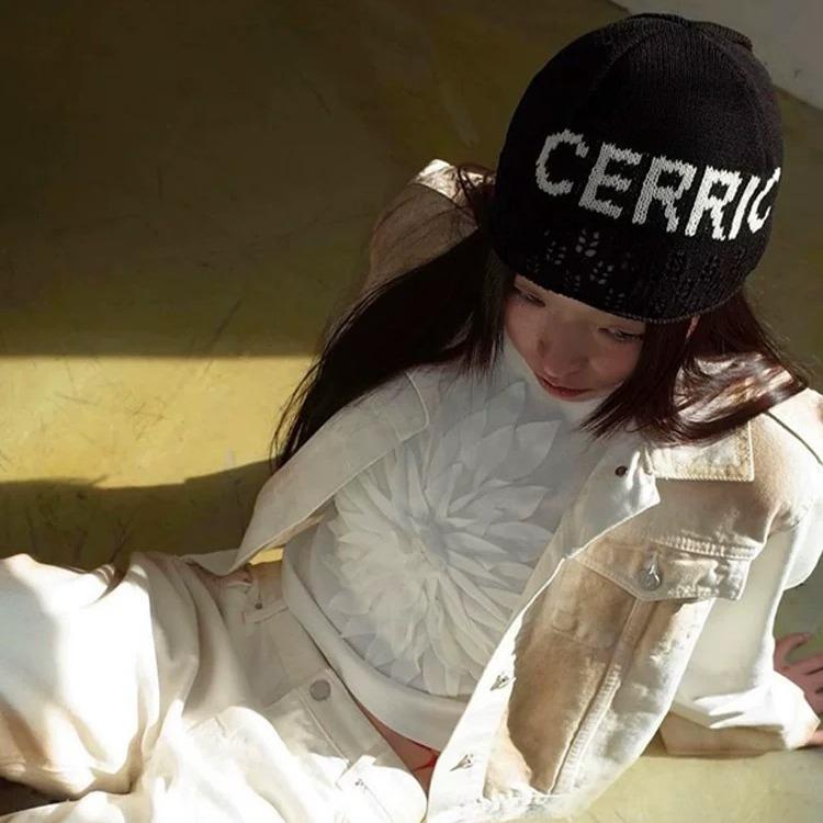 Niche fashionable thin letter-woven woven melon fur hat women's street color matching hollow knitted pullover cold hat couple
