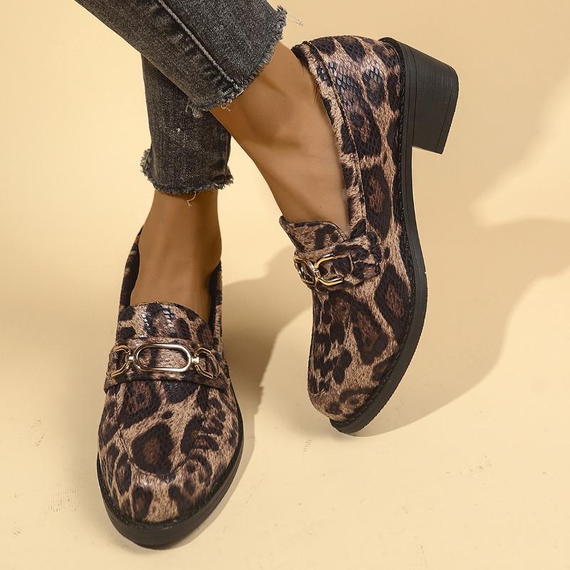Velká velikost jaro a podzim nové boty s kovovou přezkou leopardí potisk temperament všestranné módní dámské boty