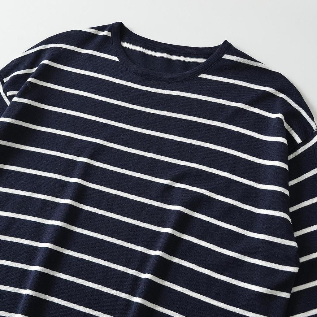 Versatile Stripe Knit Top - Casual, Fashionable, Round Neck Design