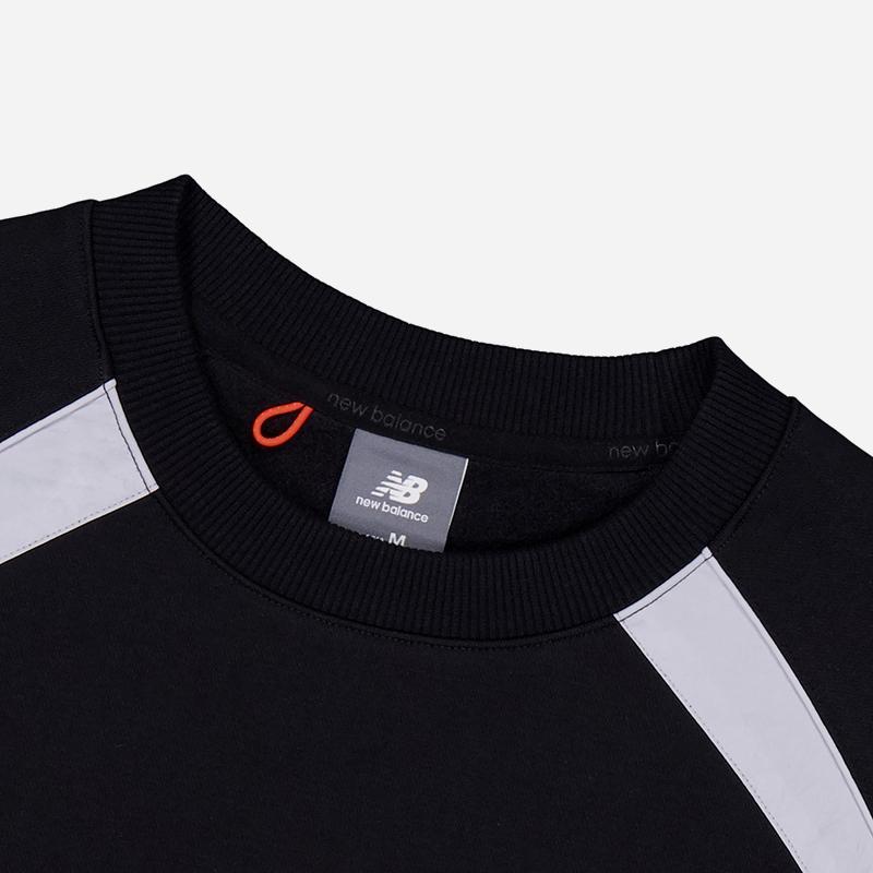 New Balance Sweatshirts Men's Black Crew Neck Moderate Regular NCF43811-BK