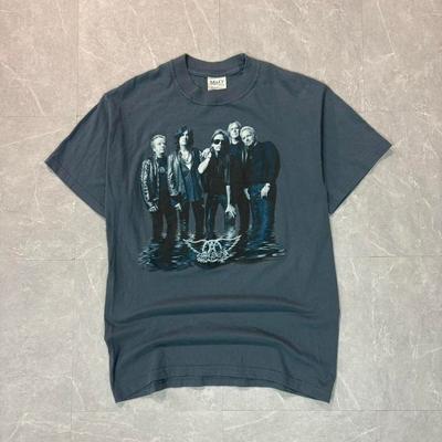 Na górę – T-shirty i koszulki