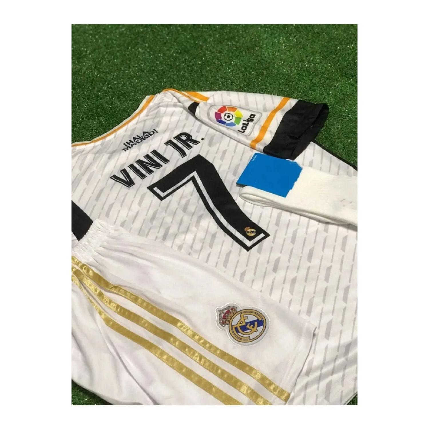

Комплект из 4 детских футболок Vini Jr нового сезона 2023/2024 Реал Мадрид