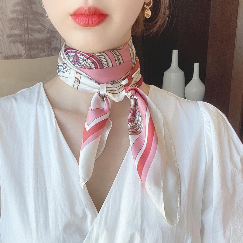 Dámský univerzální šátek z hedvábí - čtvercový 70 cm, ideální na jaro, podzim a zimu